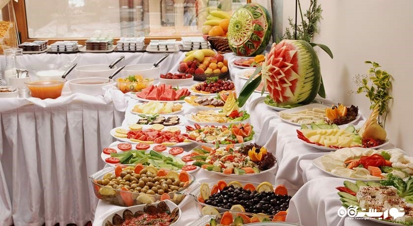 بوفه سلف سرویس هتل نینا 